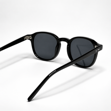 Load image into Gallery viewer, Black Helios