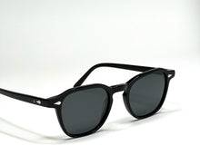 Load image into Gallery viewer, Black Dawn