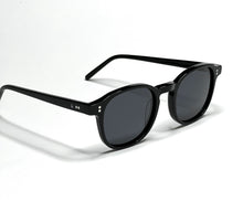 Load image into Gallery viewer, Black Helios