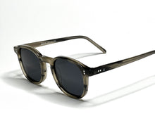 Load image into Gallery viewer, Grey Helios