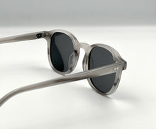 Load image into Gallery viewer, Marble Helios