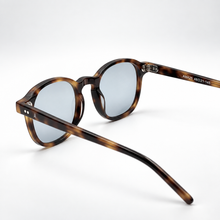 Load image into Gallery viewer, Tortoise Shell Helios
