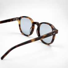 Load image into Gallery viewer, Tortoise Shell Helios
