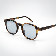 Load image into Gallery viewer, Tortoise Shell Helios
