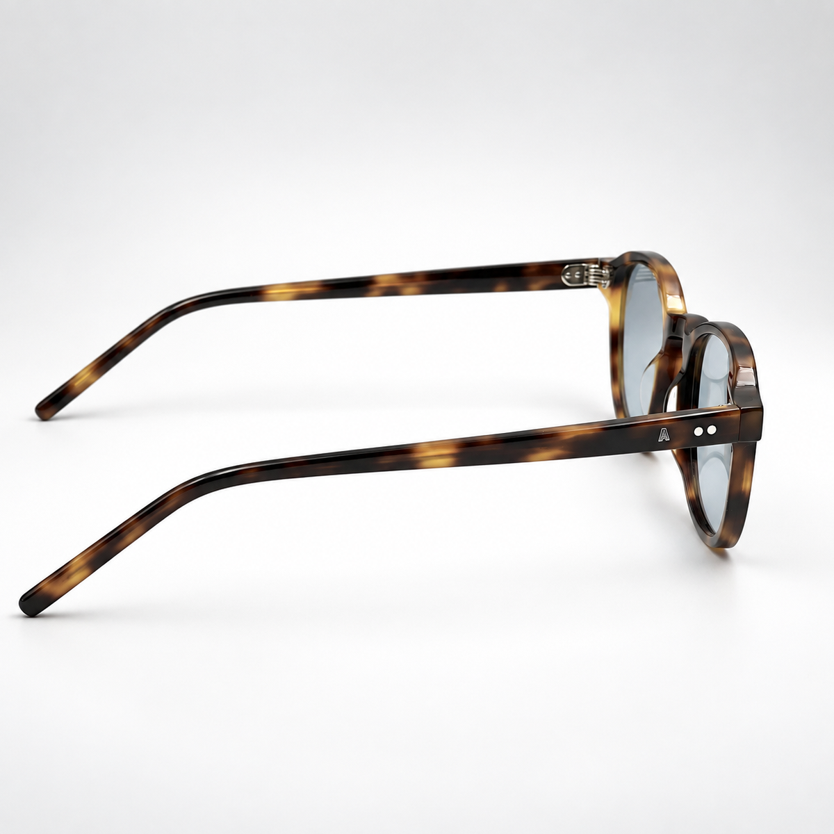 Tortoise Shell Helios